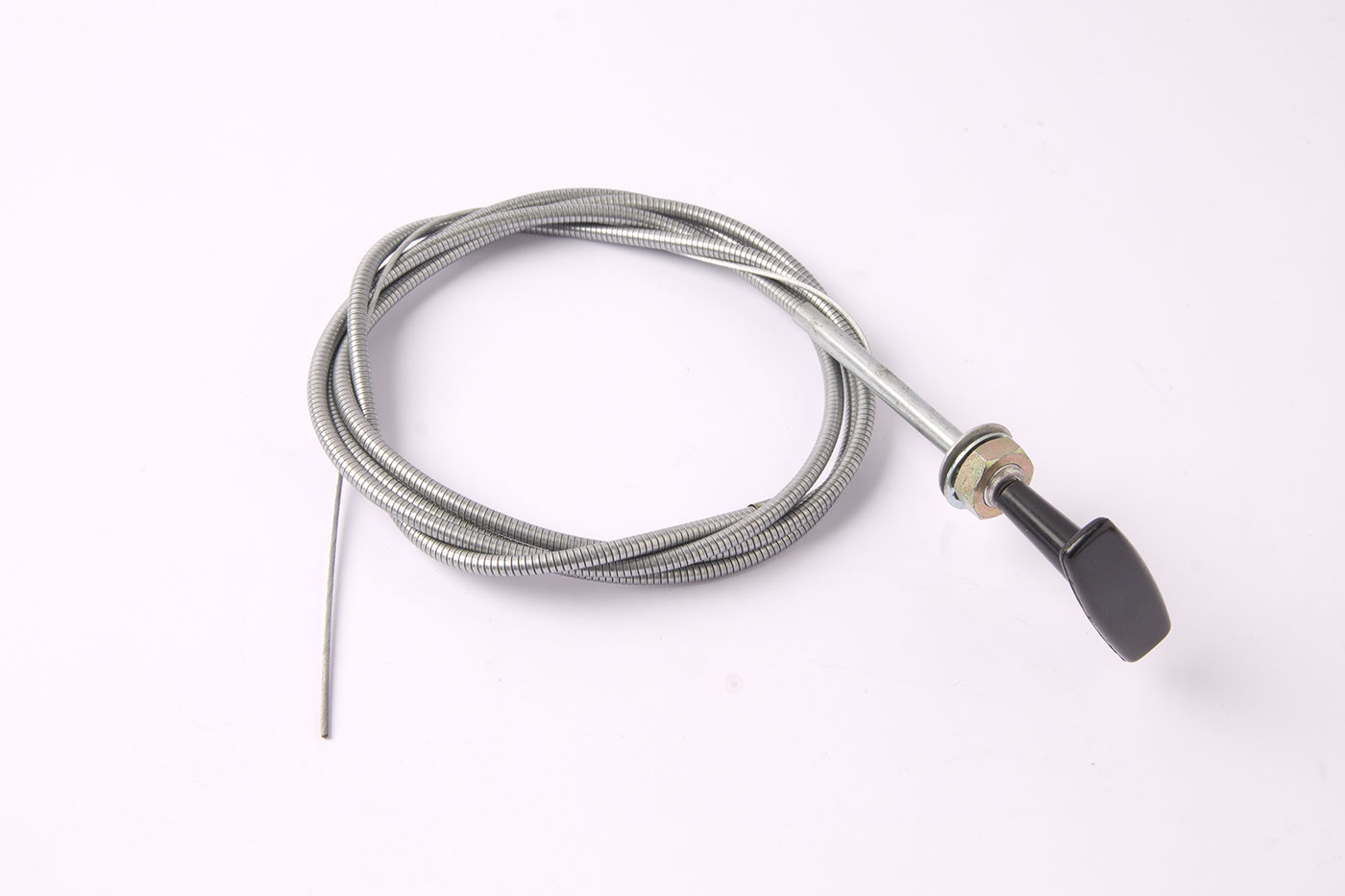 Haubenzug
Bonnet release cable
Câble de capot
Tracción del 